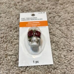 Celebrate It Skull with Red Roses